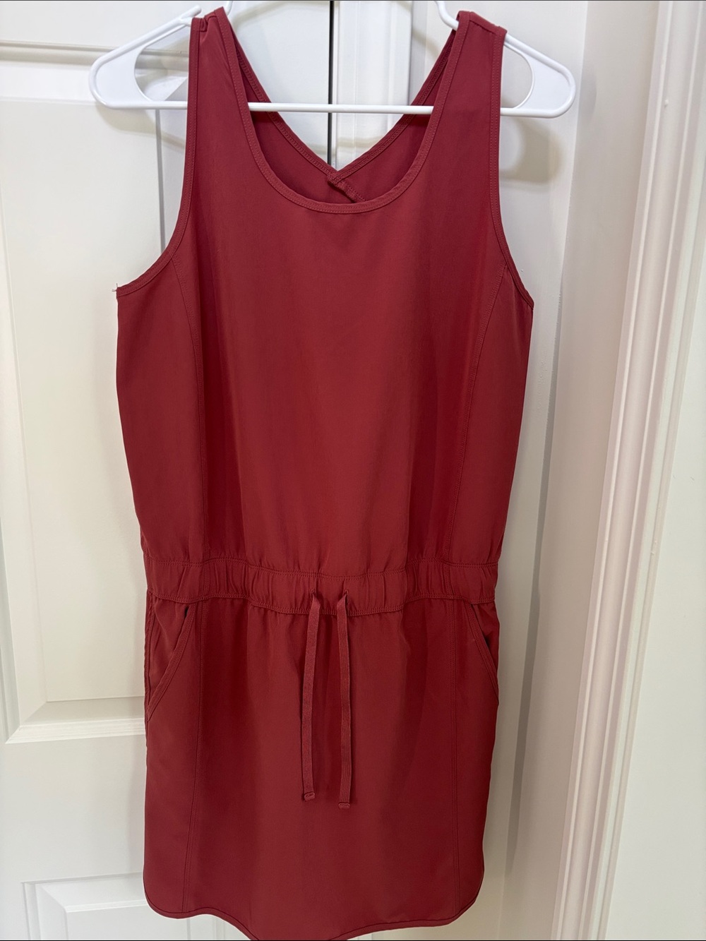 RBX Sleeveless Drawstring Mini Dress in Deep Red Size S